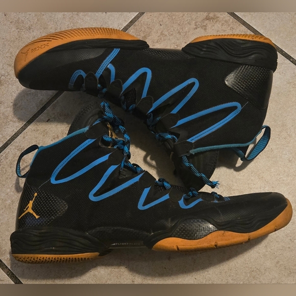 Air Jordan 28 SE Black Atomic Mango - Picture 3 of 12